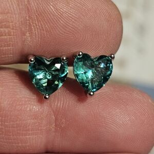 Sterling Silver 925 Green Heart Earring Studs